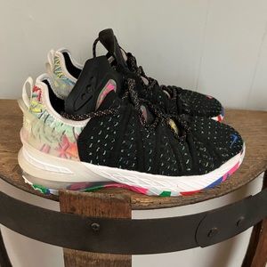 Nike LeBron 18 James Gang